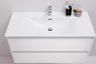 Waschtisch aus der Badkollektion Palace von Laufen