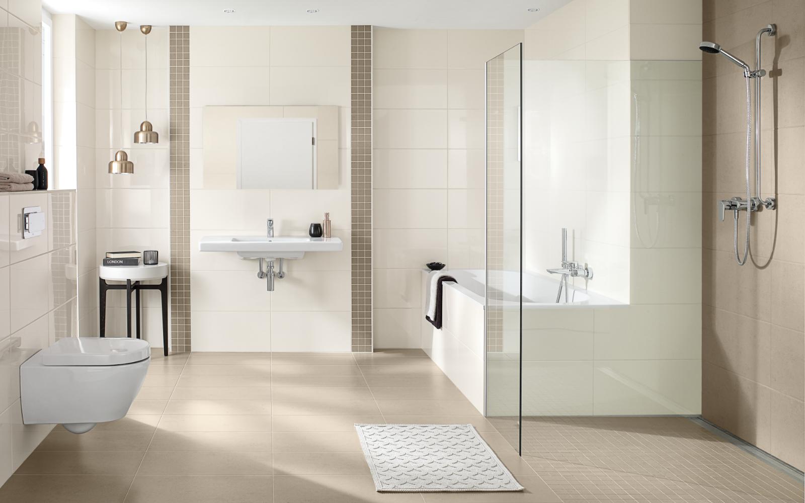 Badezimmer im Fliesenmix